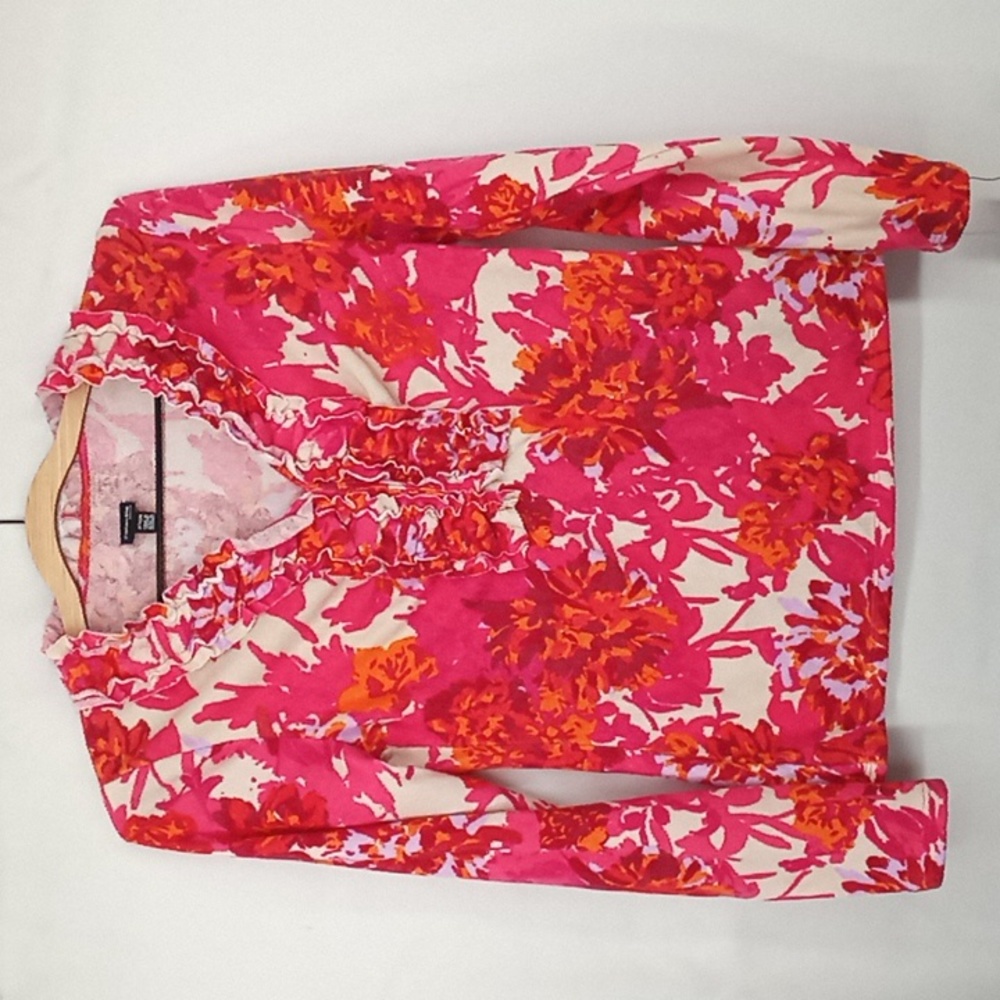 Rafaella Petite Floral Ruffle V-Neck Lightweight Sweater Pink SP